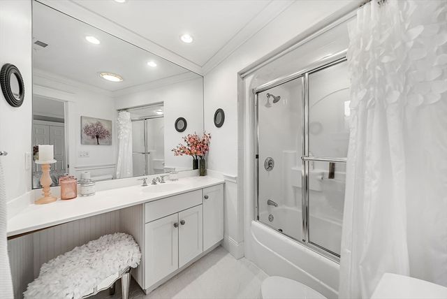 38 Fieldstone Farm Rd, Sudbury, MA 01776