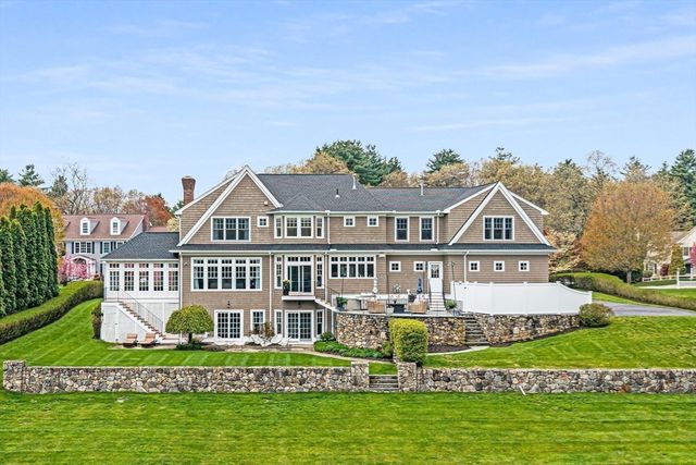 38 Fieldstone Farm Rd, Sudbury, MA 01776