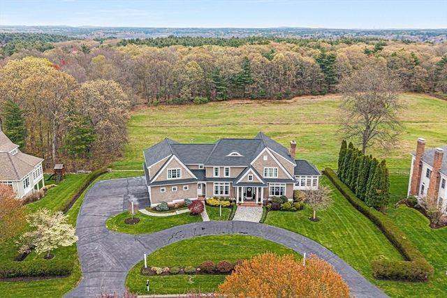38 Fieldstone Farm Rd, Sudbury, MA 01776