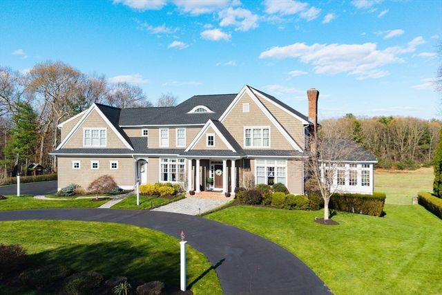 38 Fieldstone Farm Rd, Sudbury, MA 01776