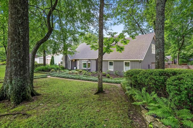 6767 POPLAR PIKE, Memphis, TN 38119