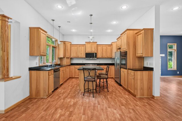 633 Burlington Road, Saint Paul, MN 55119