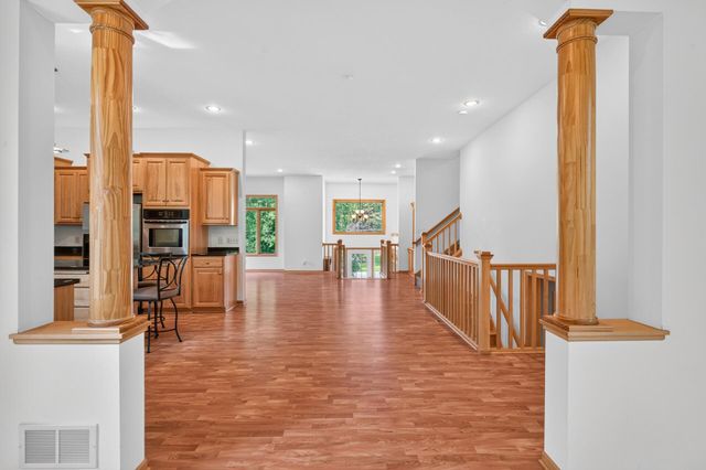 633 Burlington Road, Saint Paul, MN 55119