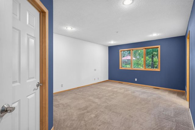 633 Burlington Road, Saint Paul, MN 55119