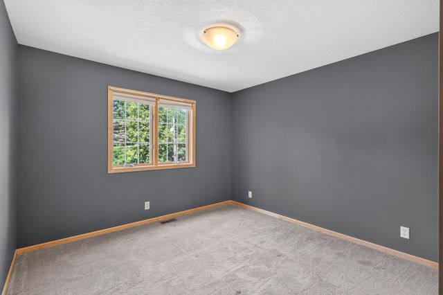633 Burlington Road, Saint Paul, MN 55119