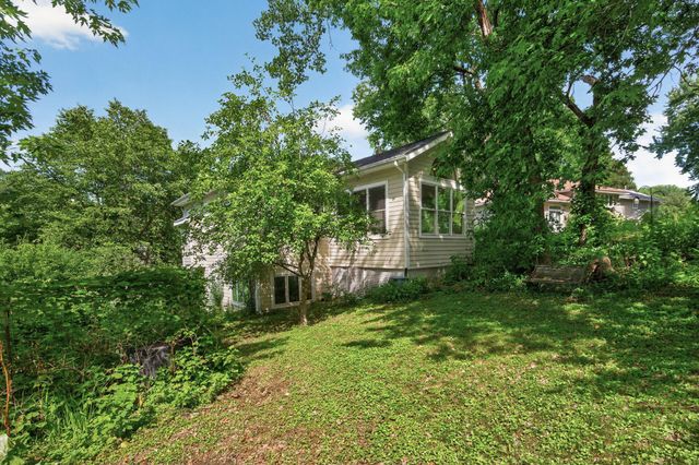 633 Burlington Road, Saint Paul, MN 55119