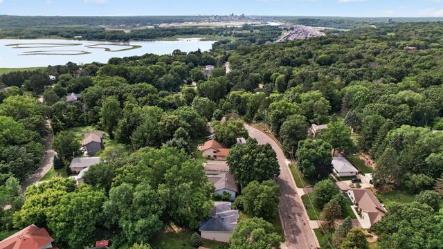 633 Burlington Road, Saint Paul, MN 55119