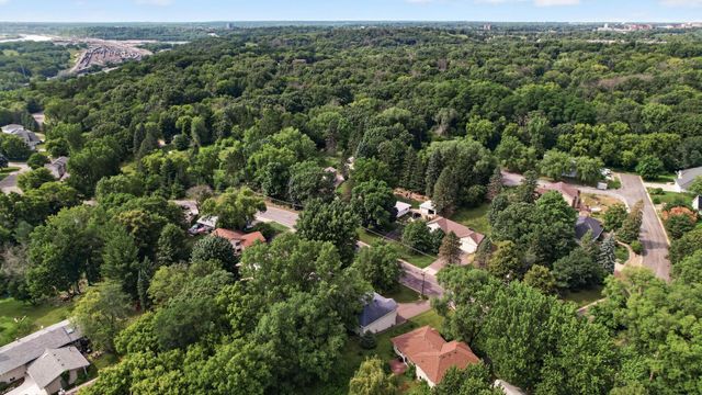 633 Burlington Road, Saint Paul, MN 55119