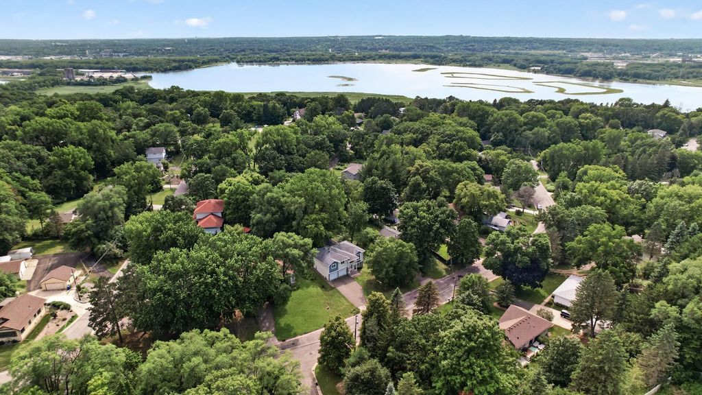 633 Burlington Road, Saint Paul, MN 55119 — photo 3