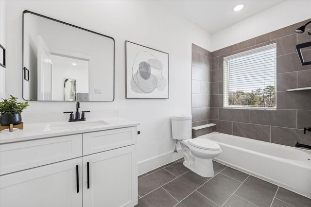 5606 Azores, Houston, TX 77091