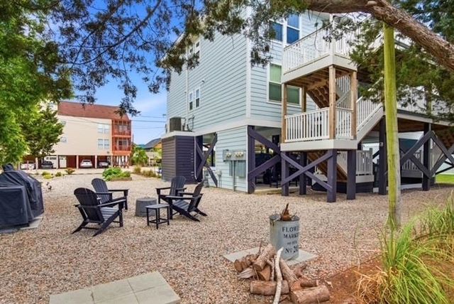 209 29th Ave. N, North Myrtle Beach, SC 29582