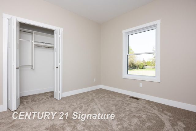 4215 Woodburn Court, Saginaw Twp, MI 48603