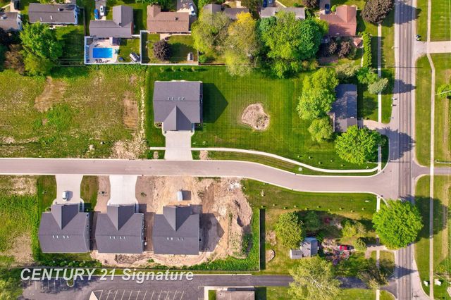 4215 Woodburn Court, Saginaw Twp, MI 48603