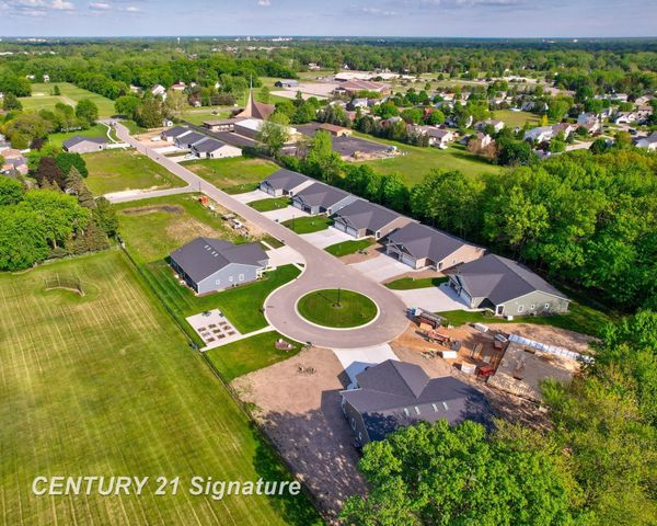 4215 Woodburn Court, Saginaw Twp, MI 48603