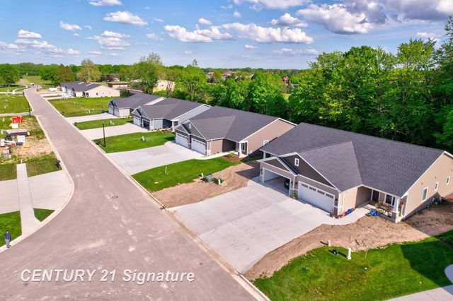 4215 Woodburn Court, Saginaw Twp, MI 48603