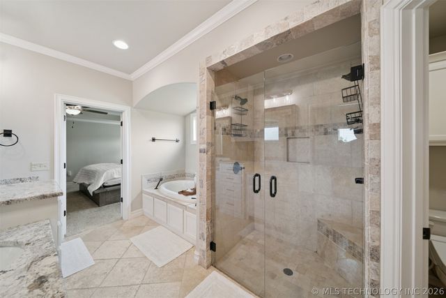 6110 N Creekwood Drive, Owasso, OK 74055