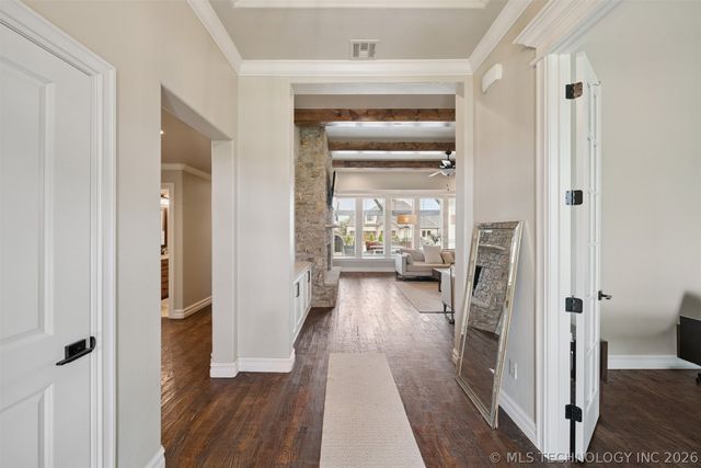 6110 N Creekwood Drive, Owasso, OK 74055