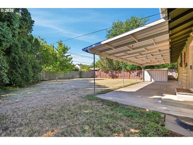 917 Se 168TH Ave, Portland, OR 97233