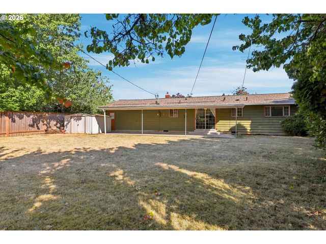 917 Se 168TH Ave, Portland, OR 97233