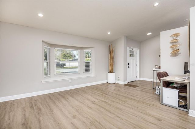 9693 58TH STREET N, Pinellas Park, FL 33782