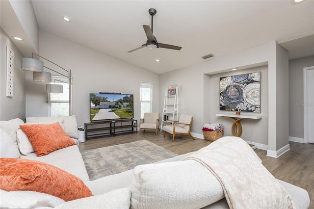 9693 58TH STREET N, Pinellas Park, FL 33782