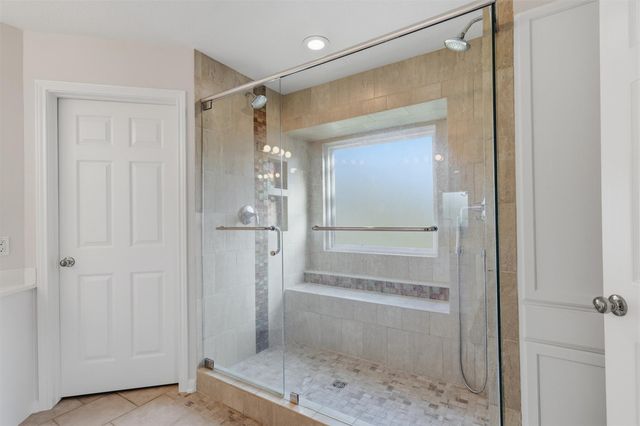 1909 Harbour Cove Drive, Seabrook, TX 77586