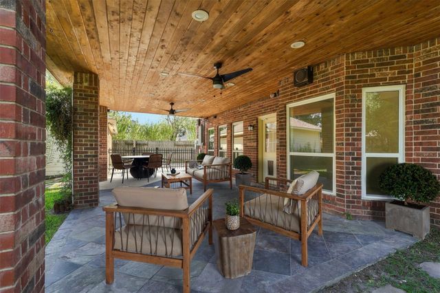 1909 Harbour Cove Drive, Seabrook, TX 77586