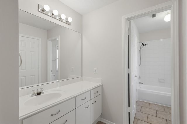 1909 Harbour Cove Drive, Seabrook, TX 77586
