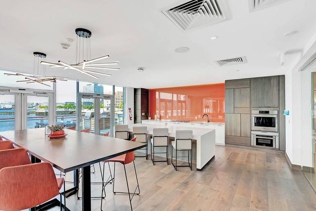 65 Lewis St U 506, Boston, MA 02128