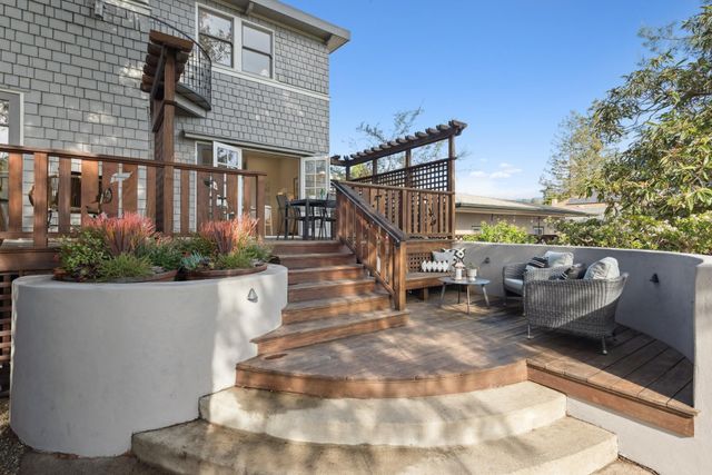 1006 ROSE AVE, Piedmont, CA 94611