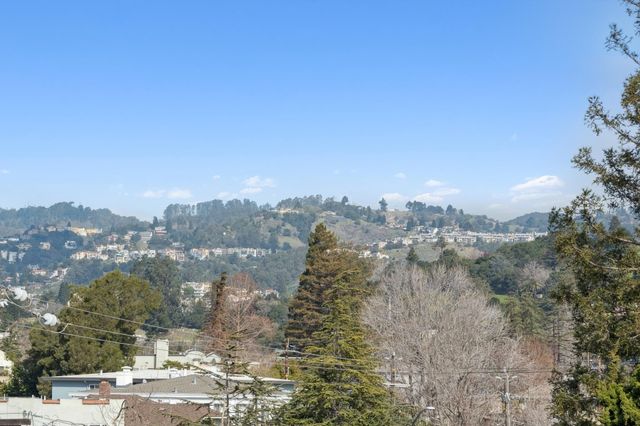 1006 ROSE AVE, Piedmont, CA 94611