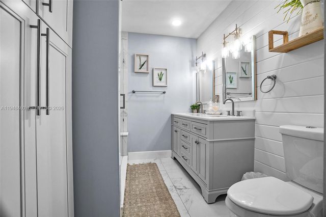 505 Maplewood Dr, Green Acres, FL 33415