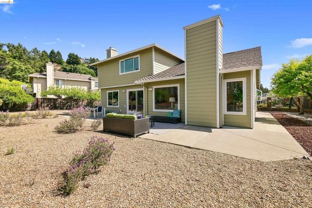 4303 Chamberlin Ct, Oakland, CA 94619