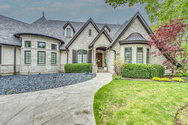 217 Haman Road, Inverness, IL 60010