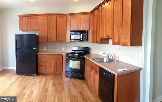 242 MILL ST, Bristol, PA 19007