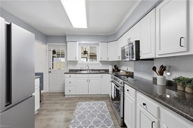 356 Lineberry RD, Virginia Beach, VA 23452