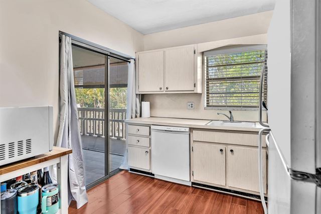 100 Royal Palm Way 303, Boca Raton, FL 33432