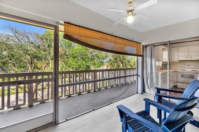 100 Royal Palm Way 303, Boca Raton, FL 33432