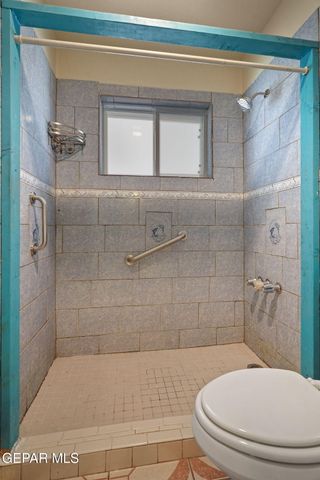 6432 SHIRLEY Avenue, El Paso, TX 79905