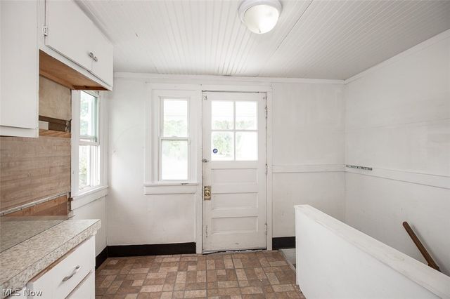 930 E 250th Street, Euclid, OH 44132