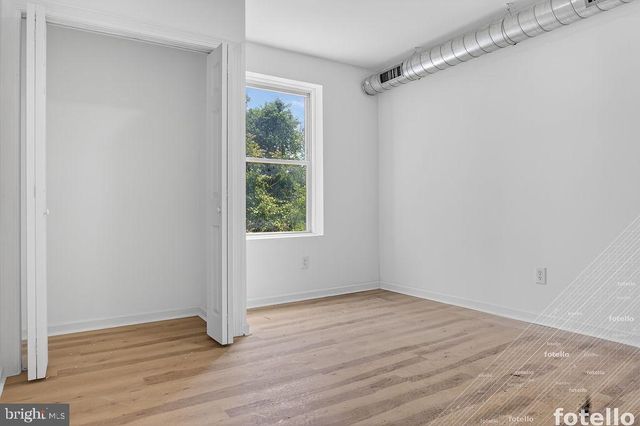 238 E QUEEN LN, Philadelphia, PA 19144