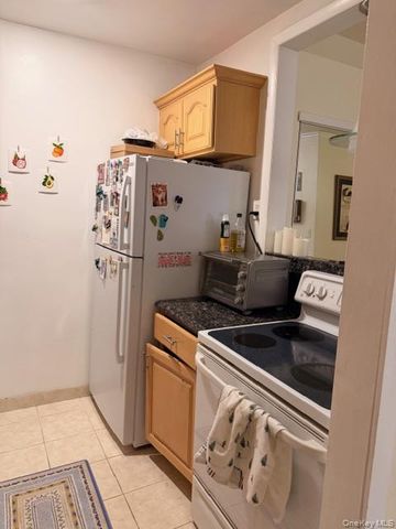 425 Shore Road 3A, Long Beach, NY 11561