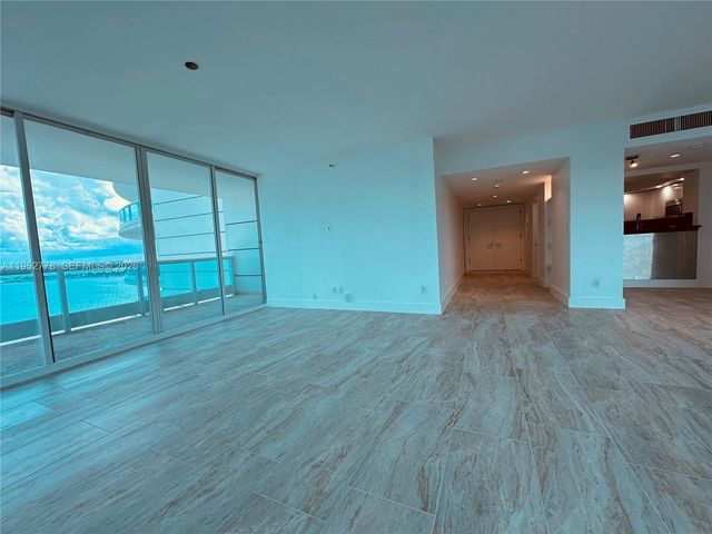 2127 Brickell Ave 1504, Miami, FL 33129