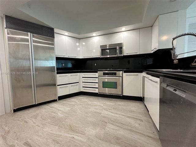 2127 Brickell Ave 1504, Miami, FL 33129