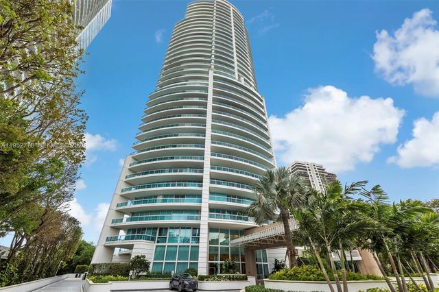 2127 Brickell Ave 1504, Miami, FL 33129