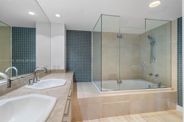 2127 Brickell Ave 1504, Miami, FL 33129