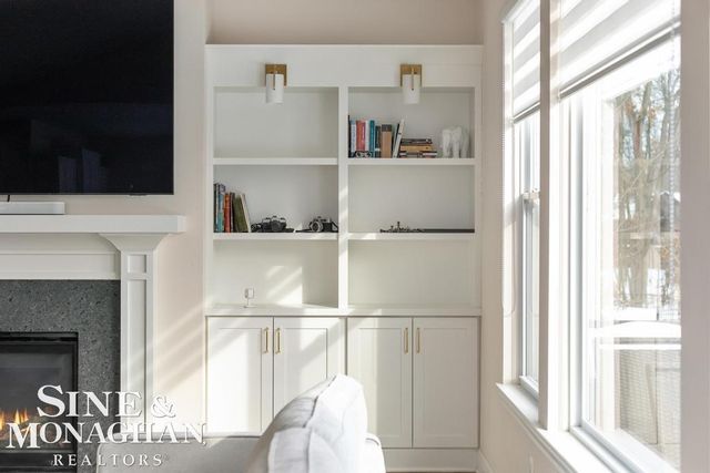 6148 Birchcrest Lane, Commerce Twp, MI 48382