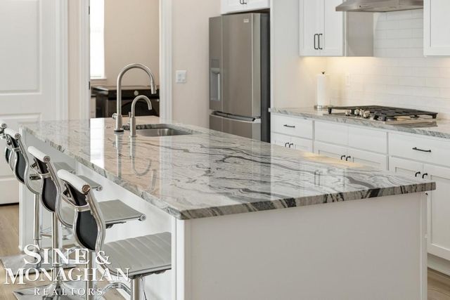 6148 Birchcrest Lane, Commerce Twp, MI 48382