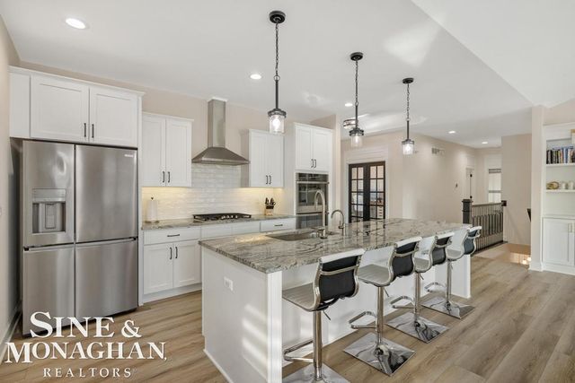 6148 Birchcrest Lane, Commerce Twp, MI 48382