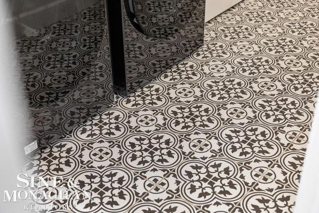 6148 Birchcrest Lane, Commerce Twp, MI 48382